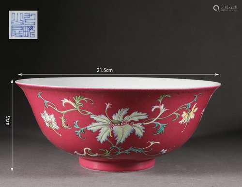 Rouge-Red Glaze Famille Rose Flower Bowl