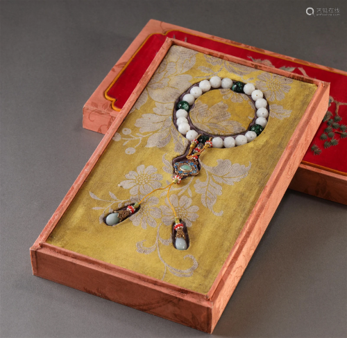 A Chinese Jade Prayer Bead