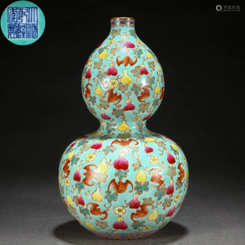 A Chinese Famille Rose Longevity Double Gourds Vase