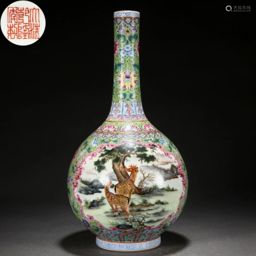 A Chinese Famille Rose Deers Bottle Vase