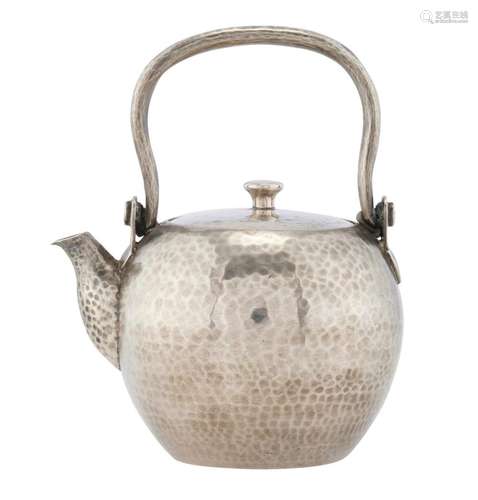 A CHINESE SILVER TEAPOT QING DYNASTY (1644-1912), 19TH CENTU...