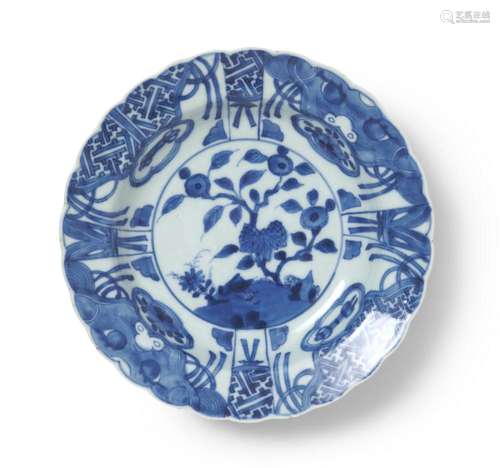 A CHINESE BLUE AND WHITE 'KRAAK' BOWL KANGXI PERIOD ...