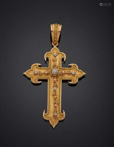 PENDENTIF "croix"  trois ors (750‰) guillochés et ...