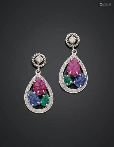 Paire de PENDANTS d'OREILLES "Tutti Frutti" en or ...