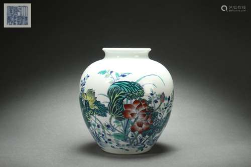 Contrasting Colored Jar with Floral Design, Qianlong Reign P...