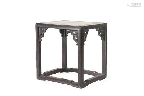 Red Sandalwood End Table with Flagstone Inlaid Design