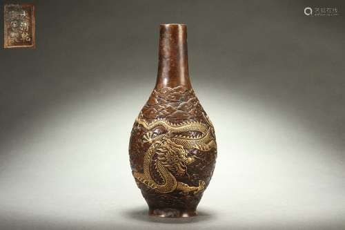 Gilt Bronze Olive-shaped Vase with Cloud and Dragon Patterns...