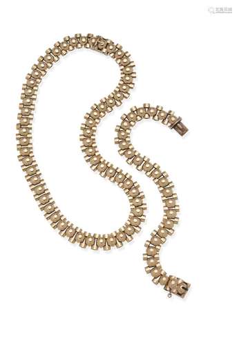 GOLD FANCY-LINK NECKLACE AND BRACELET SUITE, Circa 1957