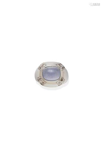 CHALCEDONY AND DIAMOND RING