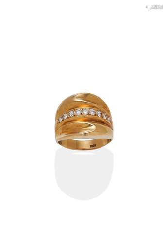 GOLD AND DIAMOND RING