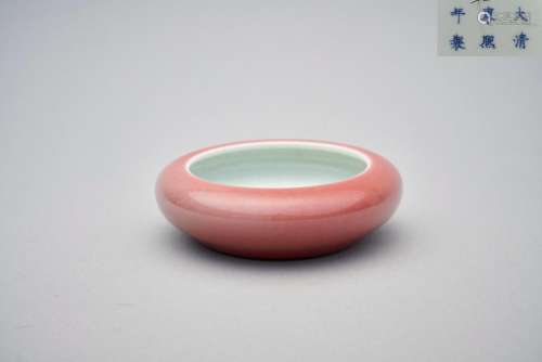 A pink-glazed washer Kangxi six-character mark
