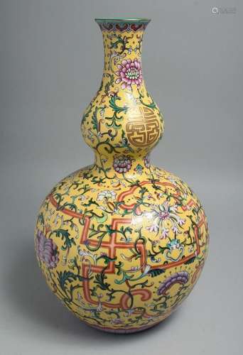 A LARGE CHINESE FAMILLE JAUNE DOUBLE GOURD PORCELAIN VASE, t...