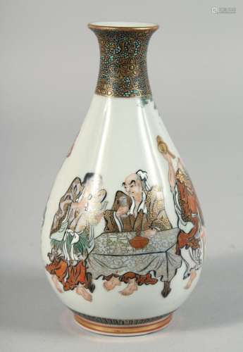A SMALL JAPANESE PORCELAIN BOTTLE VASE, the body decorated w...