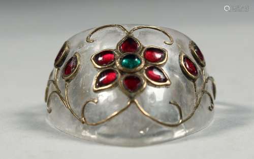 AN INDIAN MUGHAL ARCHER`S RING, onlaid with floral wire work...