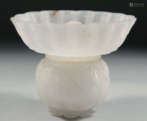 AN 18TH CENTURY INDIAN MUGHAL CARVED WHITE JADE LIDDED BOWL,...