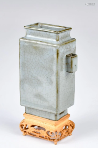 A Ru Type Hu-form Square Vase w/Stand & Box