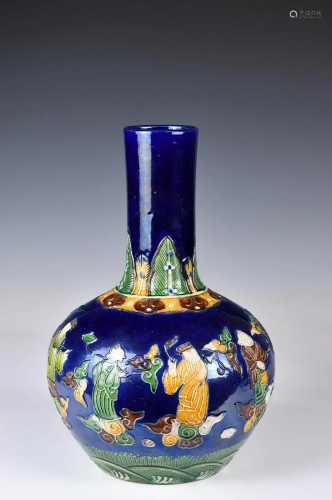 A Fahua Glazed Tianqiu Vase