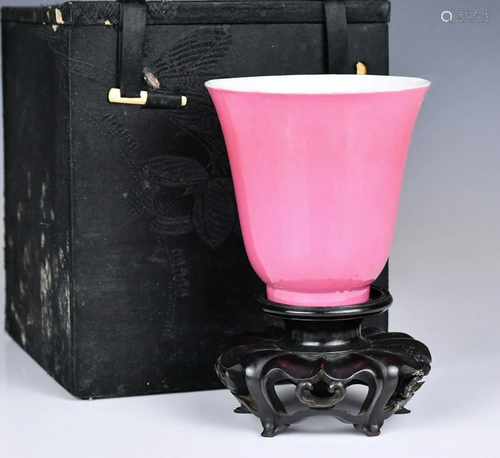 A Rare Pink-Enameled Cup Yongzheng Mark w/Stand a