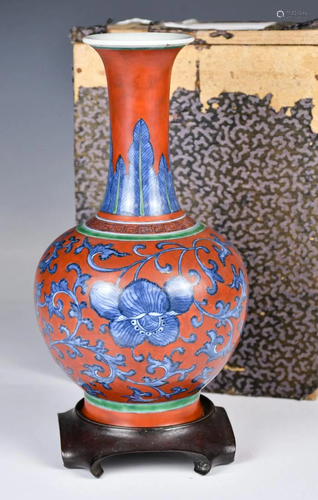 A Red-Ground Blue & White Vase Jiajing Mk W/ Stand