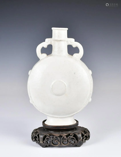 A White Glazed Moon Flask Vase W/Stand