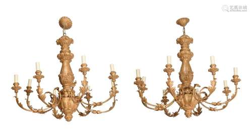 A PAIR OF GILTWOOD AND GILT METAL EIGHT BRANCH CHANDELIERS I...