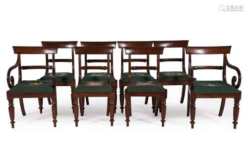 A SET OF EIGHT WILLIAM IV MAHOGANY DINING CHAIRS