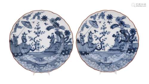 A PAIR OF DUTCH PORCELAIN (AMSTEL) ORIENTAL PLATES DECORATED...