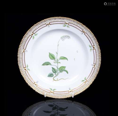 A MODERN ROYAL COPENHAGEN FLORA DANICA PLATE