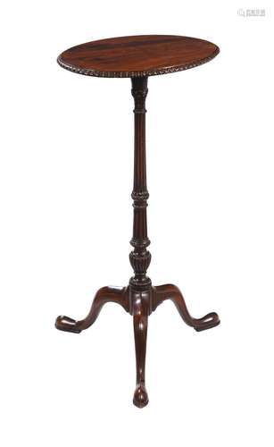 A MAHOGANY OVAL TRIPOD TABLE