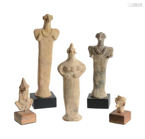 A GROUP OF THREE SYRIAN TERRACOTTA IDOLS