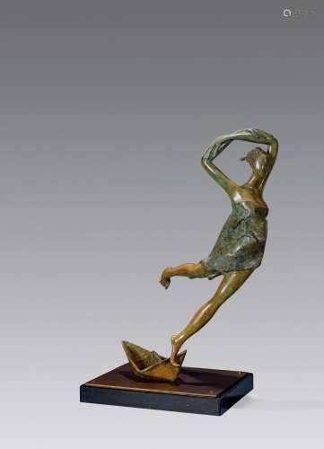 b.1987李雄 折纸船的爱丽丝 二〇二〇年作 铜雕塑