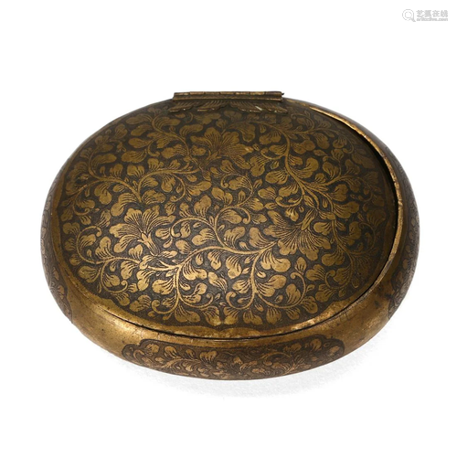 A FLORAL BRONZE BOX AND COVER