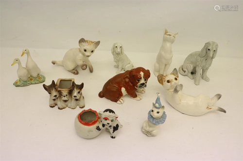 Lot of porcelain dogs and cats