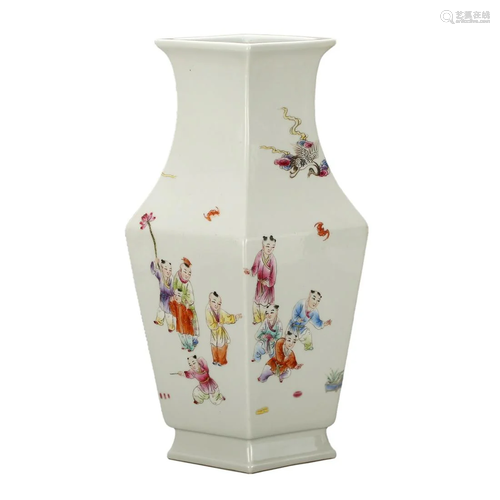 A FAMILLE-ROSE SQUARED 'FIGURES' VASE