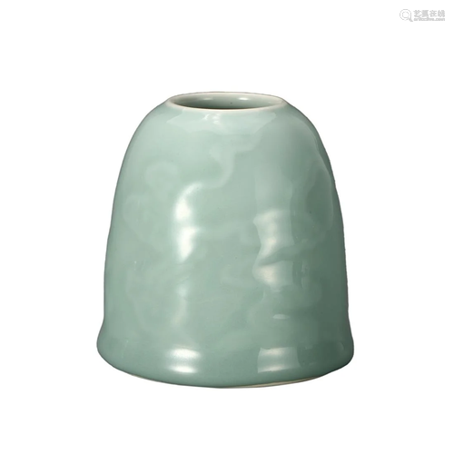 A CELADON-GLAZED 'CLOUDS' WATERPOT