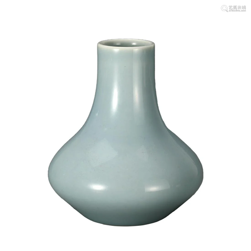 A CELADON BOTTLE VASE