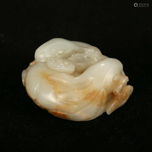 A WHITE JADE 'BEAST' GROUP