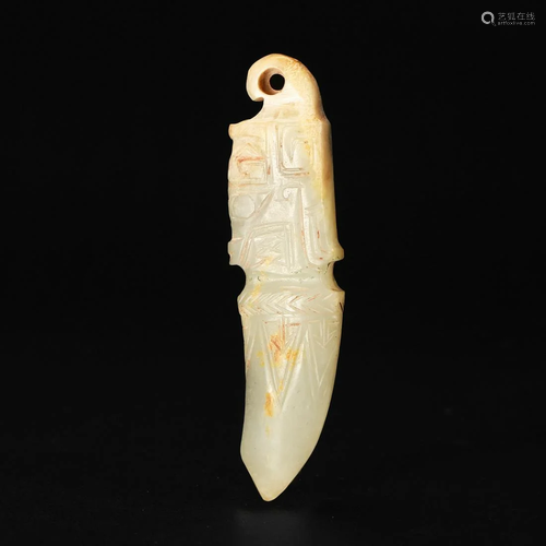 A WHITE JADE 'DAGGER' PENDANT