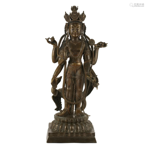 A BRONZE FIGURE OF BODHISATTVA