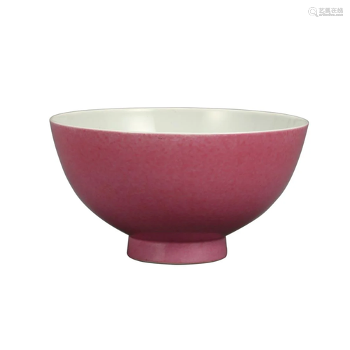 A RED-GLAZED BOWL