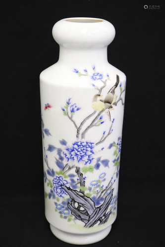 Chinese famille rose porcelain straight vase