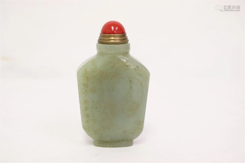 Chinese celadon snuff bottle with calligraphy