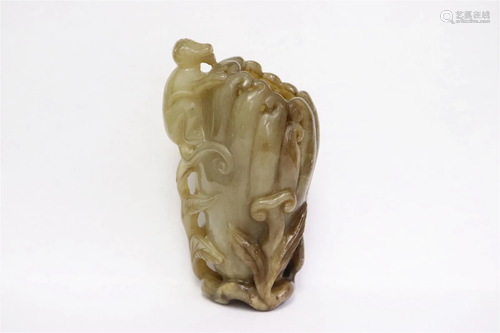 Fine Chinese celadon jade carved Buddha hand