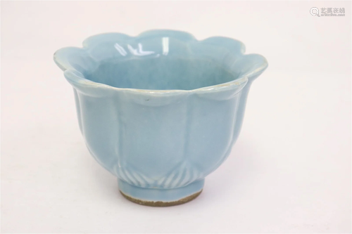 Chinese blue glazed porcelain bowl