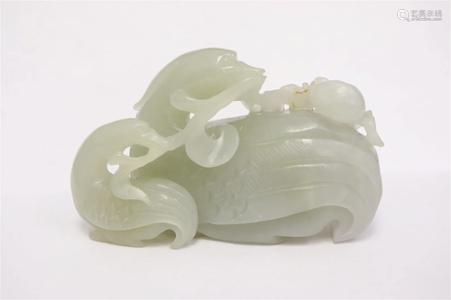 Fine Chinese jade carved crane group