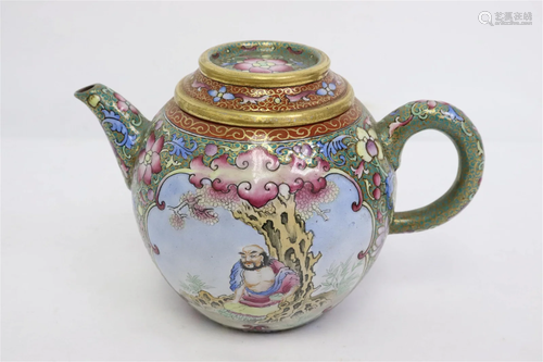 Fine Chinese enamel on Yixing teapot