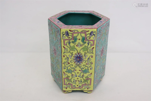 Chinese famille rose hexagonal brush holder