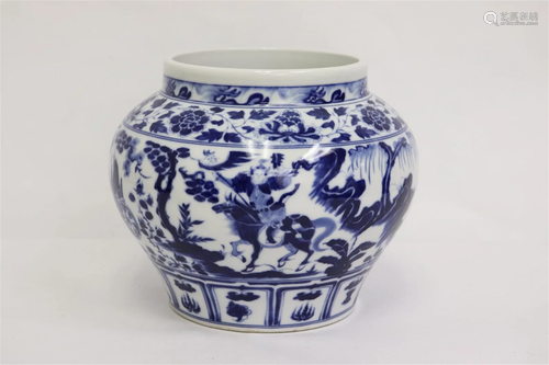 Chinese blue and white porcelain jar