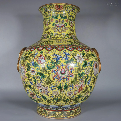 CHINESE YELLOW- GROUND FAMILLE-ROSE LION-HANDLED VASE DEPICT...