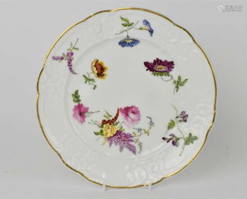 An early 19th century Nantgarw porcelain plate hand painted ...